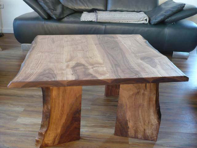 Couchtisch Nussbaum 030